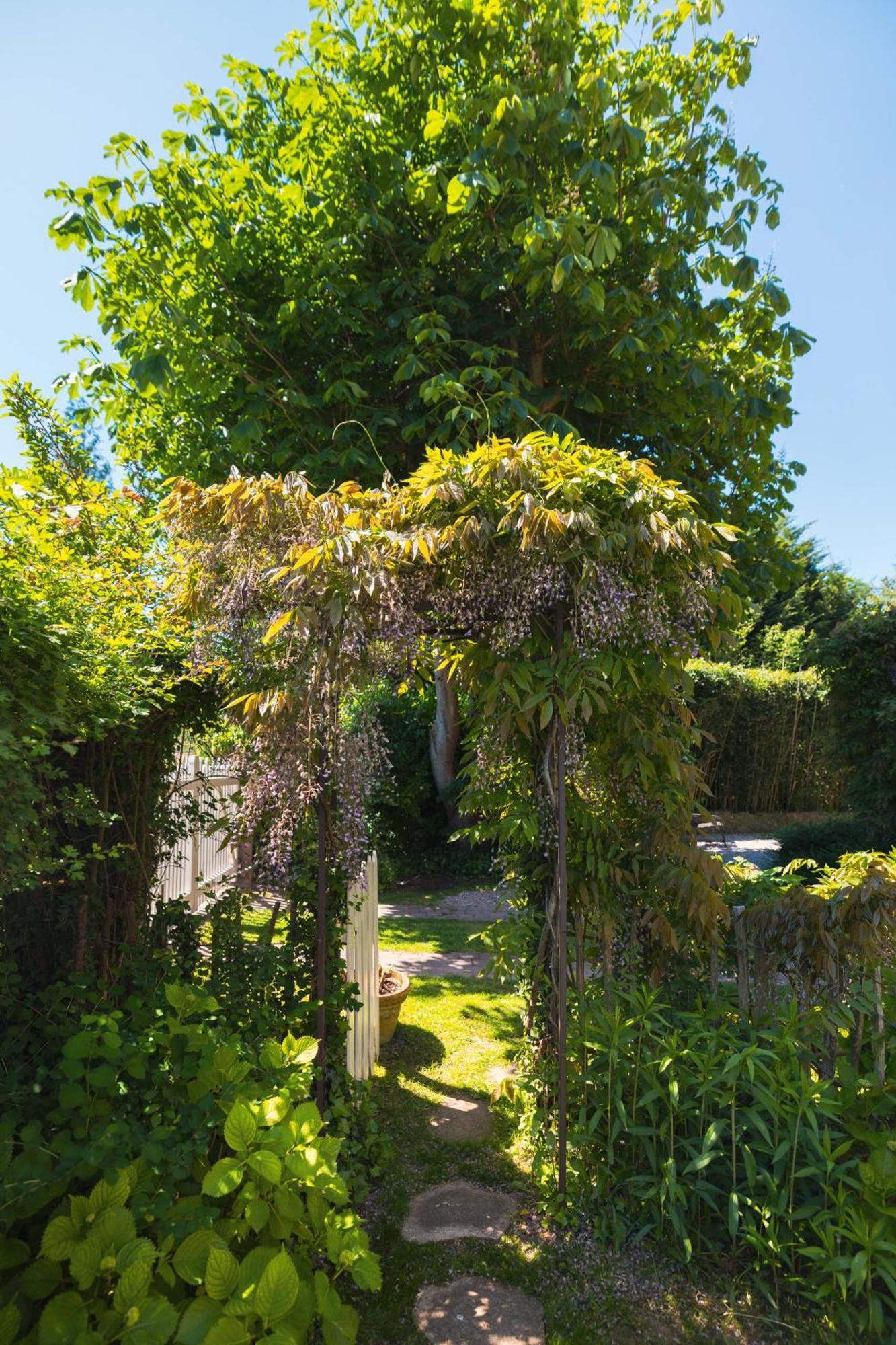 Gite Du Rouard Camiers Exterior photo